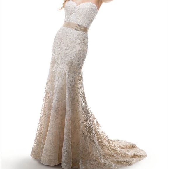 ombre lace wedding dress